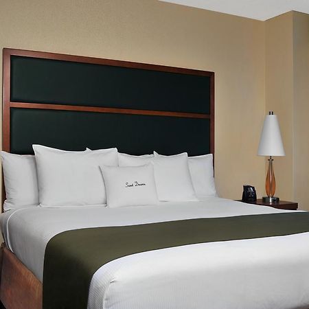Doubletree Suites By Hilton Nyc - Times Square นิวยอร์ก ห้อง รูปภาพ