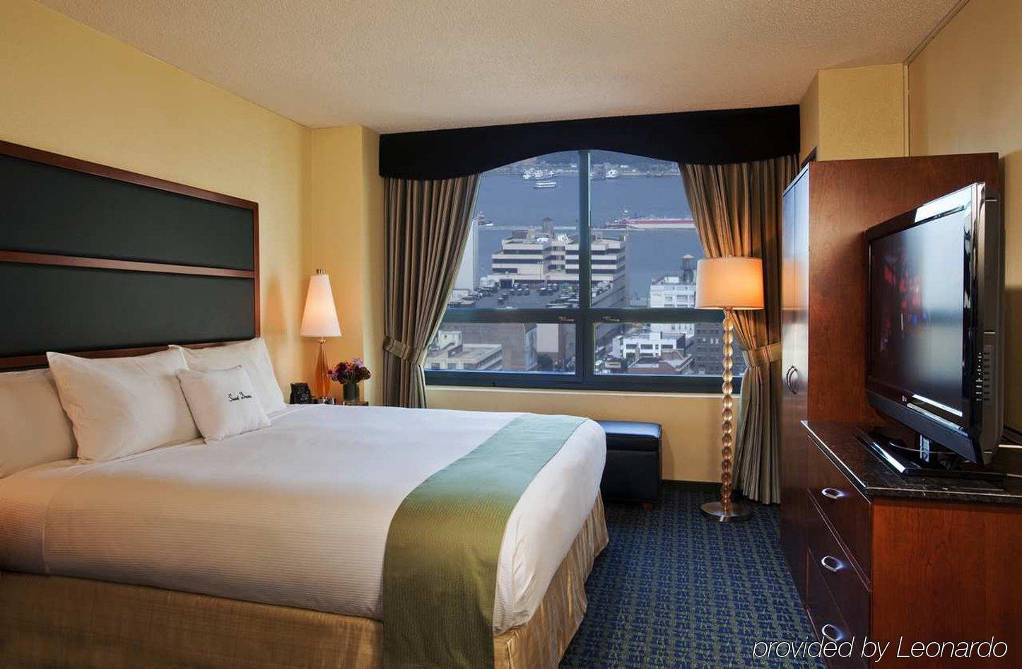 Doubletree Suites By Hilton Nyc - Times Square นิวยอร์ก ภายนอก รูปภาพ