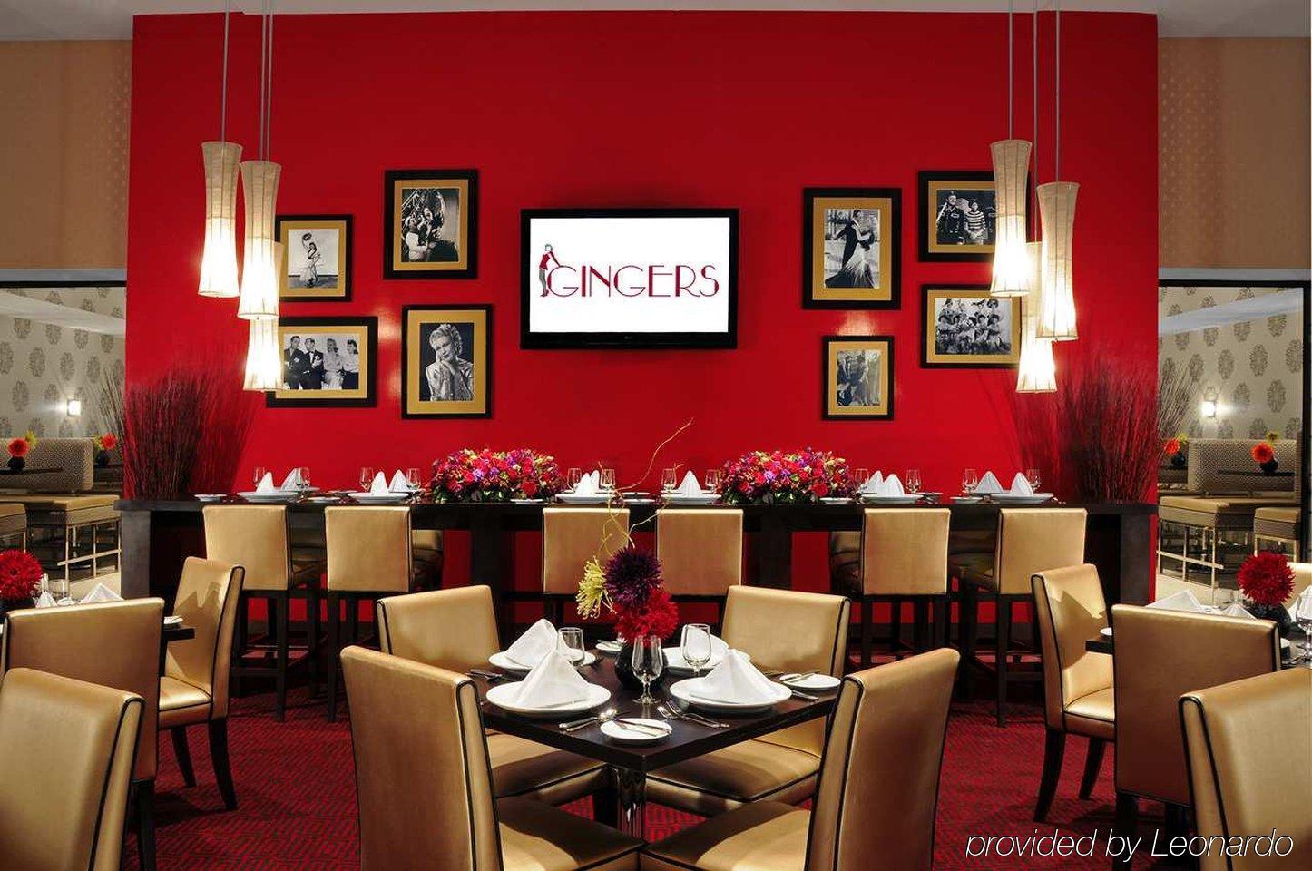 Doubletree Suites By Hilton Nyc - Times Square นิวยอร์ก ร้านอาหาร รูปภาพ