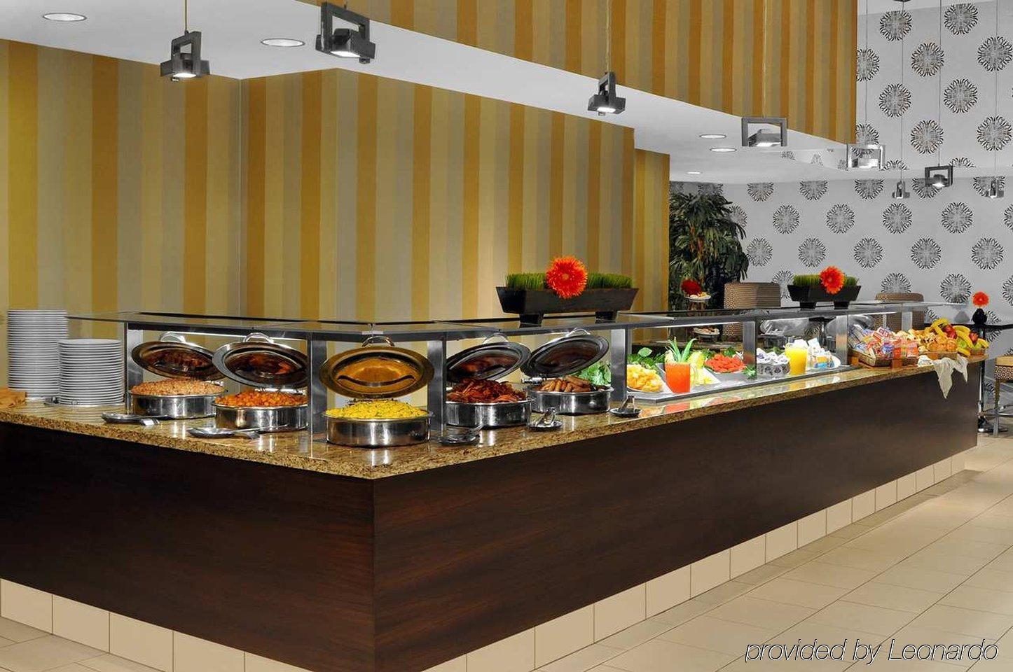 Doubletree Suites By Hilton Nyc - Times Square นิวยอร์ก ร้านอาหาร รูปภาพ