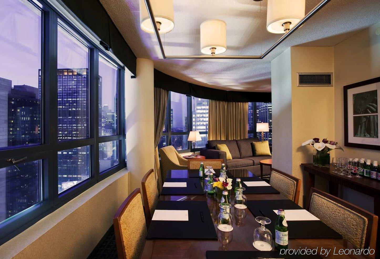 Doubletree Suites By Hilton Nyc - Times Square นิวยอร์ก ห้อง รูปภาพ