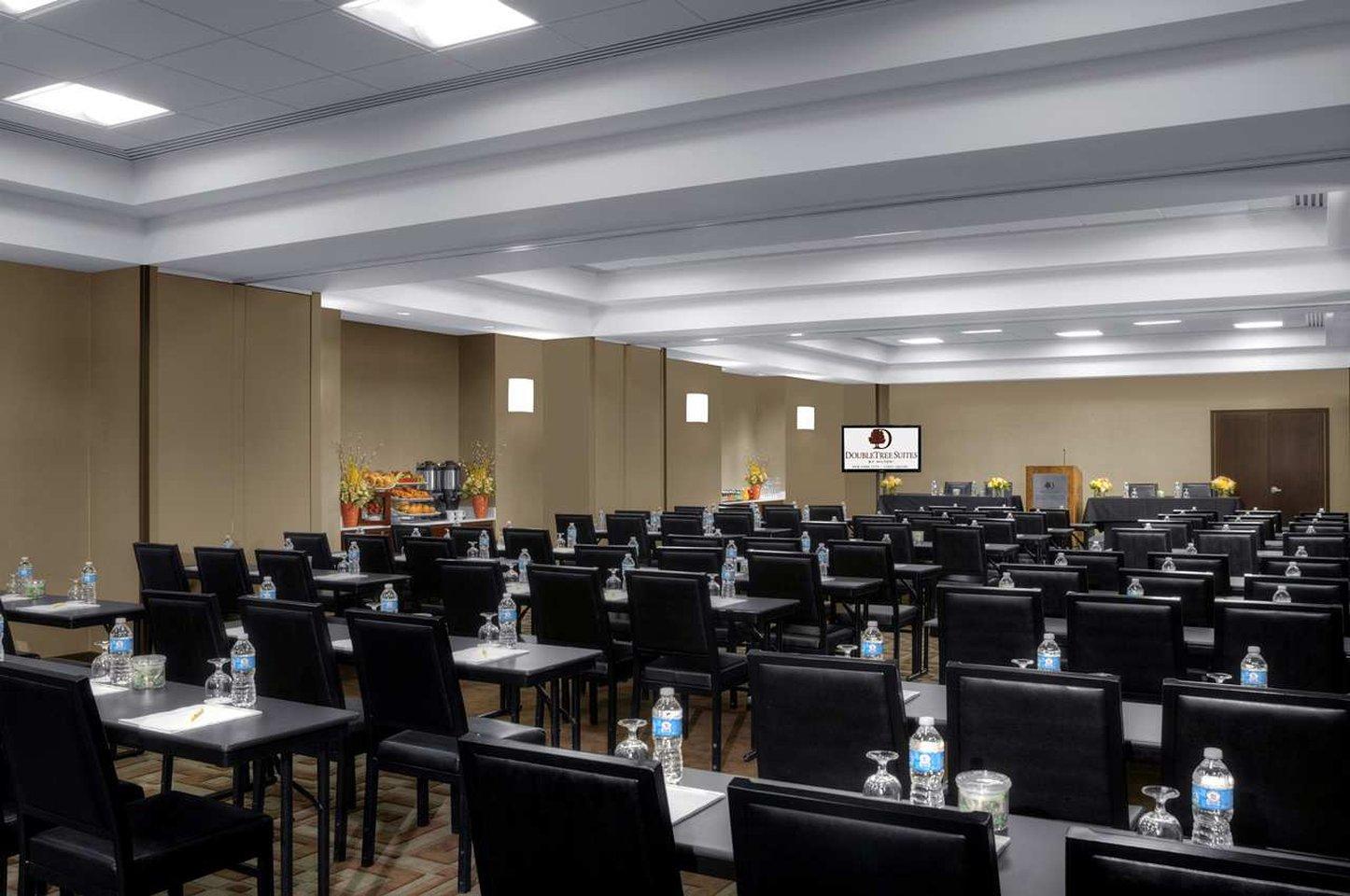 Doubletree Suites By Hilton Nyc - Times Square นิวยอร์ก ภายนอก รูปภาพ