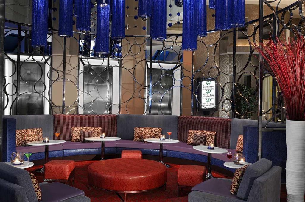Doubletree Suites By Hilton Nyc - Times Square นิวยอร์ก ภายนอก รูปภาพ